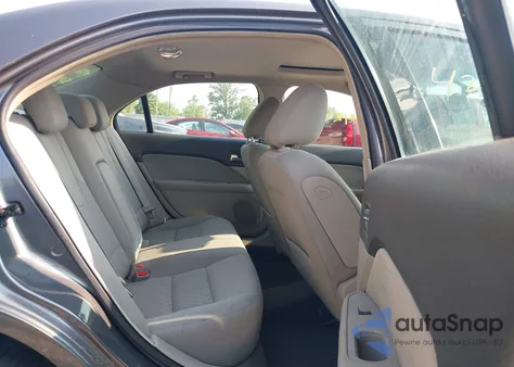 2010 Ford Fusion Se from USA, damaged, VIN 3FAHP0HG9AR198830